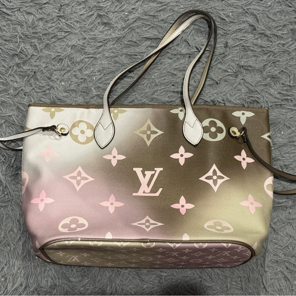 Pink and Tan gradient bucket tote